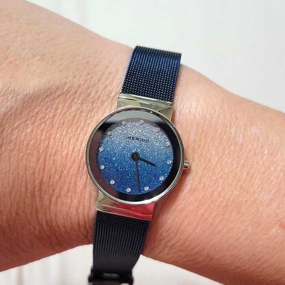BERING WATCH BLUE SILVER